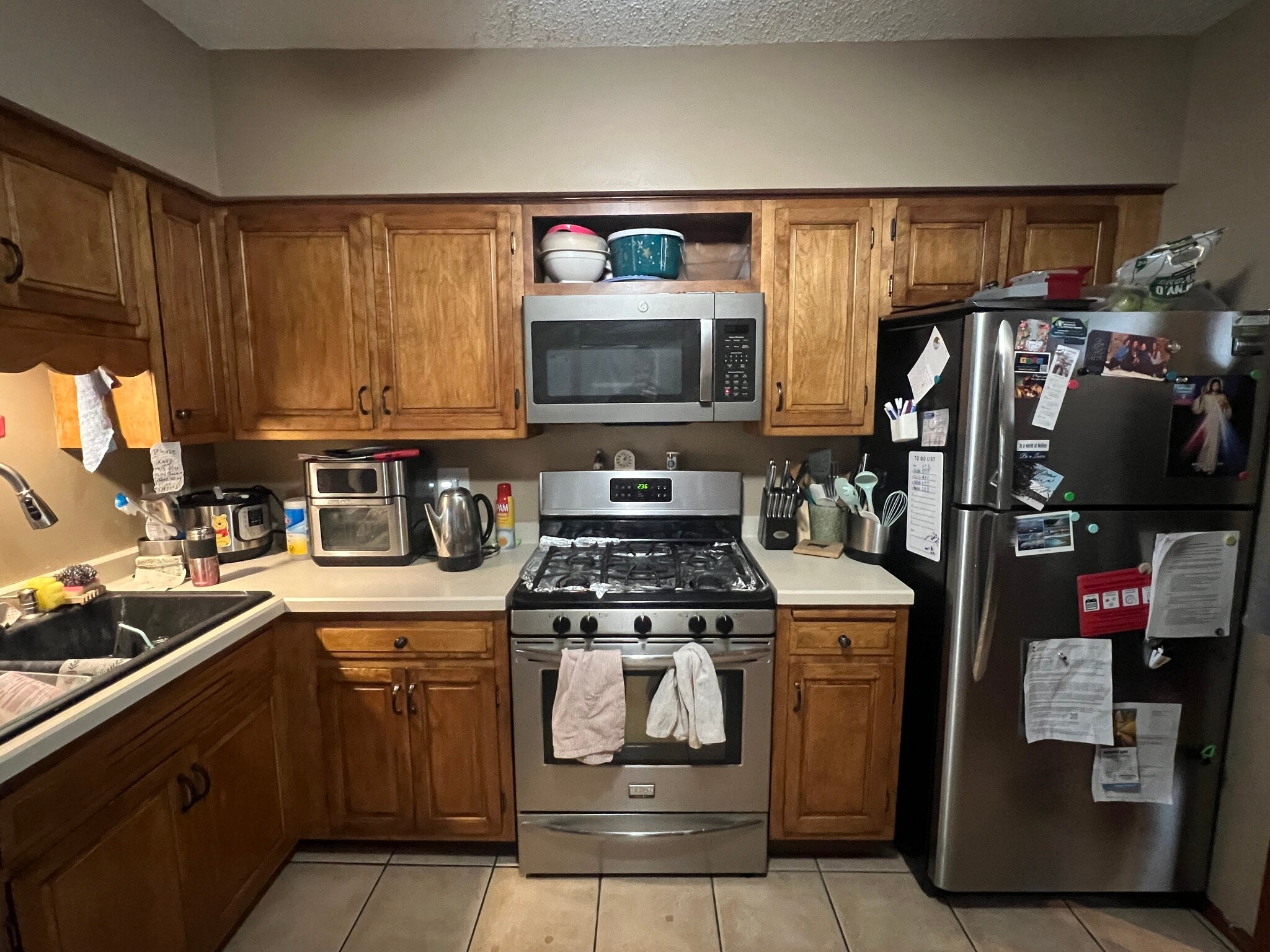 Building Photo - 136 14th St NE