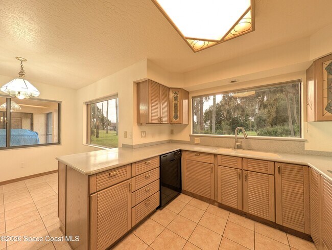 Building Photo - 3686 Muirfield Dr