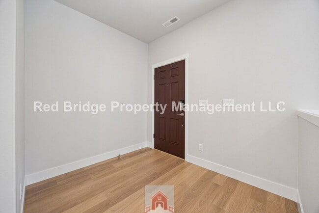 Building Photo - 16626 SW Noosa Ct