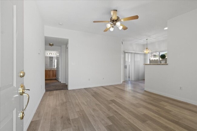 Building Photo - 1521 Ruby Cliffs Ln