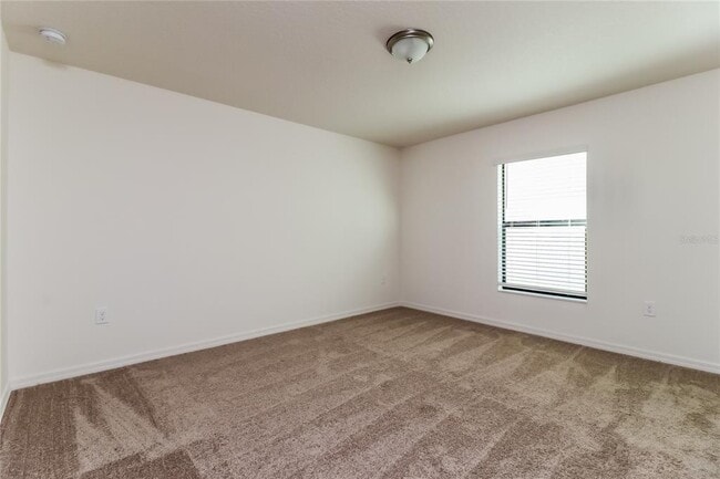 Building Photo - 2127 Peyto Wy