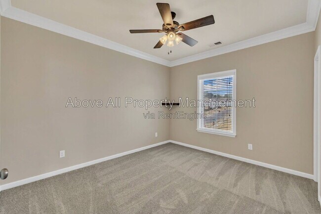 Building Photo - 2 Horton Grove Ct