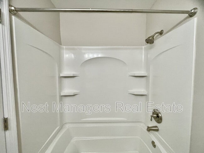 Building Photo - 6005 Blairmore Pl