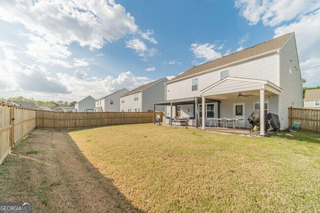 Building Photo - 3072 Lowell Rd
