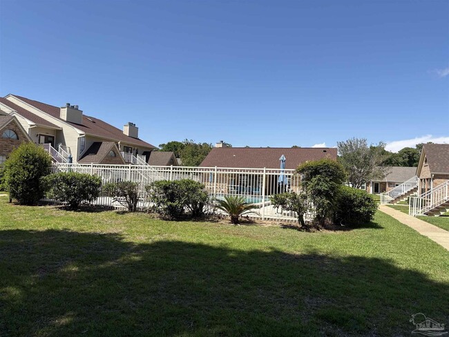 Building Photo - 5001 Soto Grande Dr