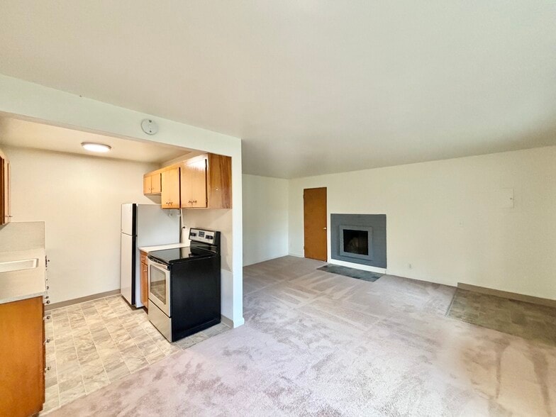 Building Photo - 1012 W Nickerson St