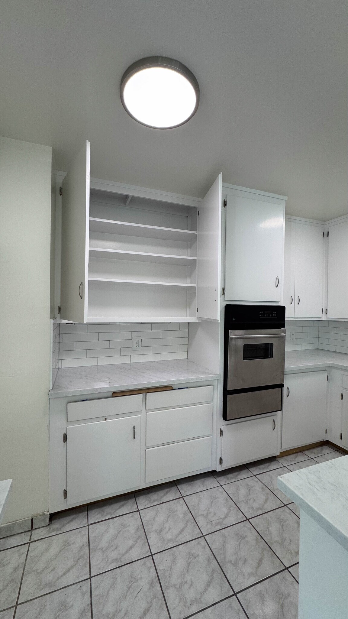 Building Photo - 716 Glenway Dr