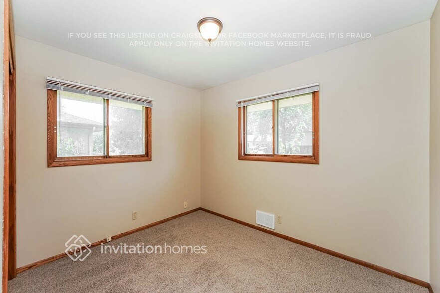 Building Photo - 3106 64th Ave N