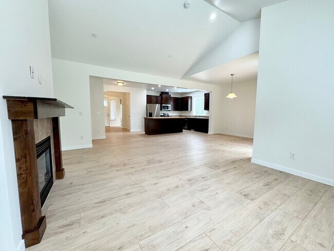 Building Photo - 1729 Cyrene Dr NW
