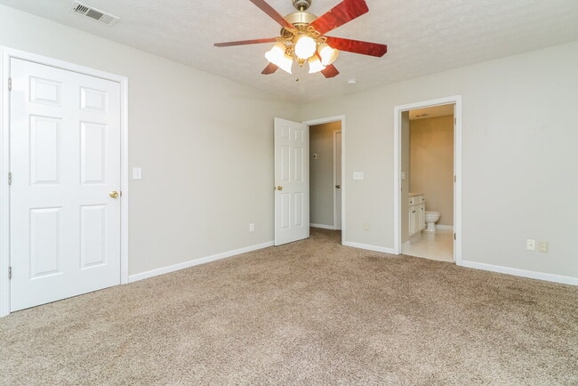 Building Photo - 568 Windcroft Cir NW