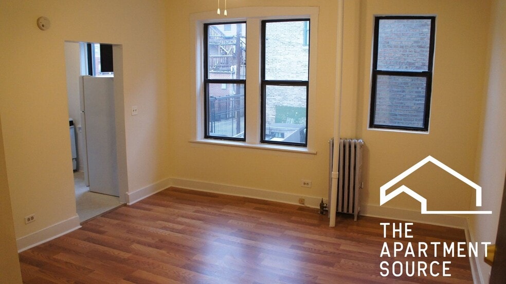 Building Photo - 1542 N Kedzie Ave