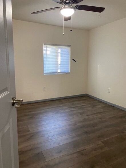 Building Photo - 525 W Nebraska St