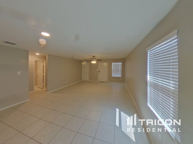 Building Photo - 5616 Rockrose Ln