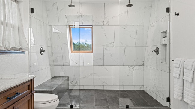 Building Photo - 870 Fitchview Lane-SI ID1538705P