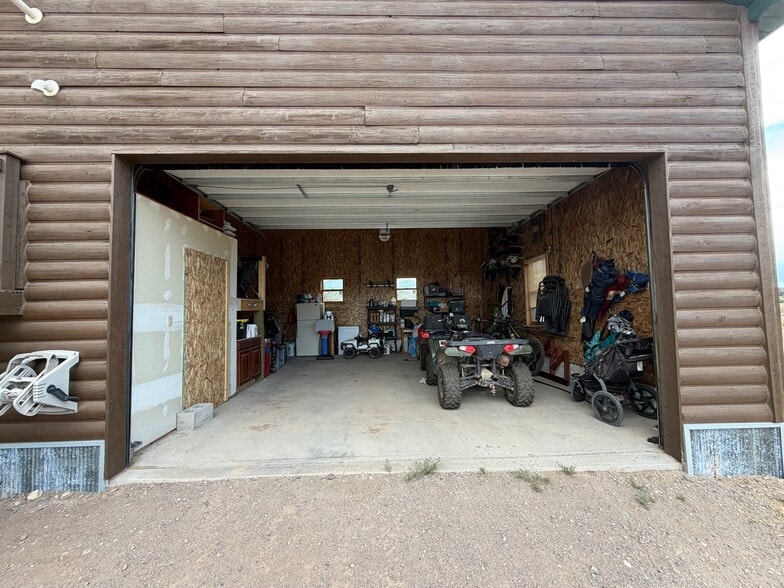 Building Photo - 780 Cattle Drive Rd