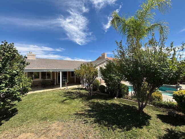 Building Photo - 3716 Vitrina Ln
