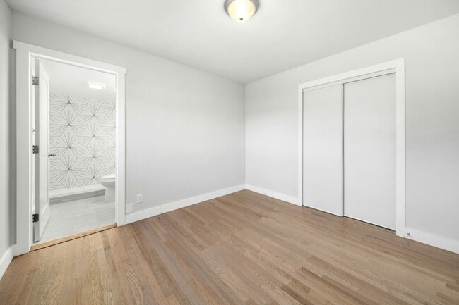 Building Photo - 602 Sunset Dr