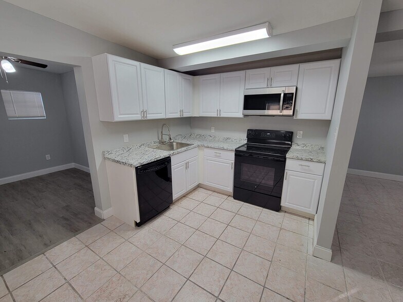 Building Photo - 6150 61st St