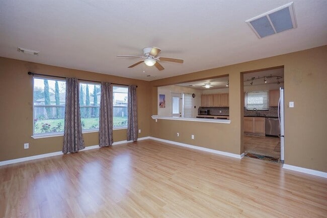 Building Photo - 9207 Windswept Grove Dr