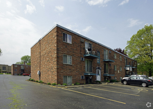Building Photo - Washington Manor