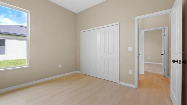 Building Photo - 13639 Begonia Cir