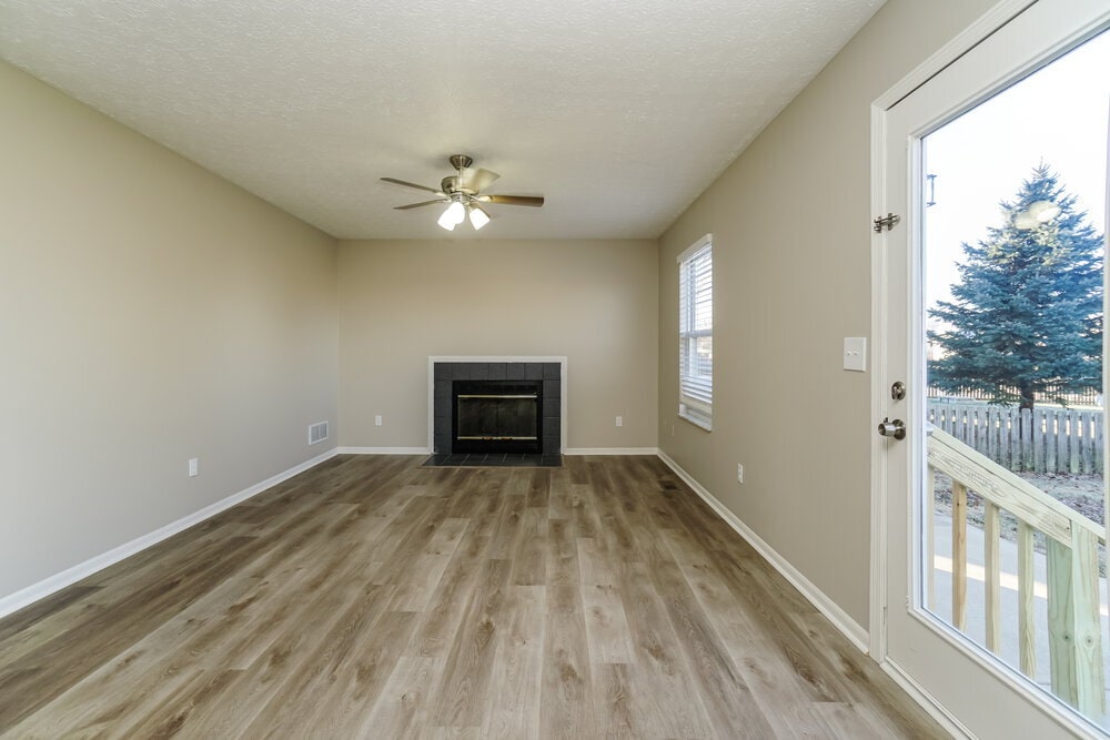 Building Photo - 129 Glengary Dr