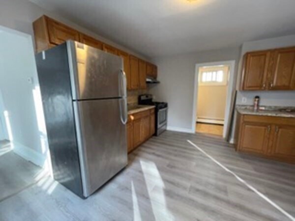 Building Photo - 30 Porter St