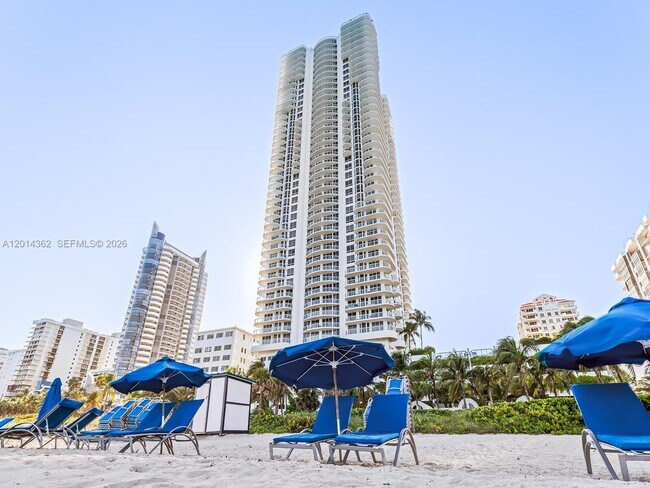 Building Photo - 6365 Collins Ave