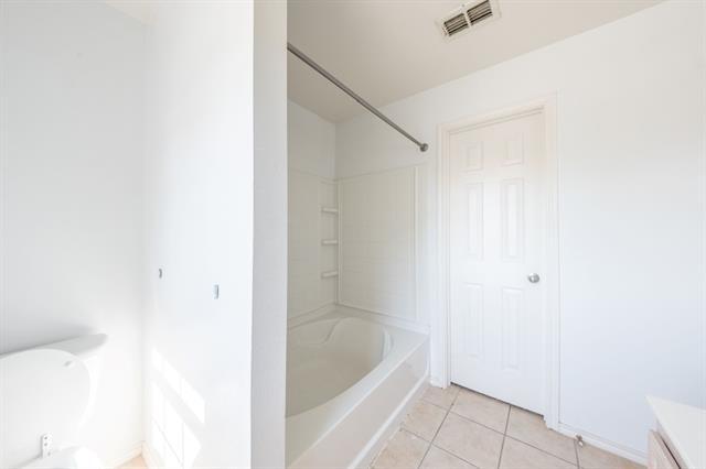 Building Photo - 520 Lewis Canyon Ln