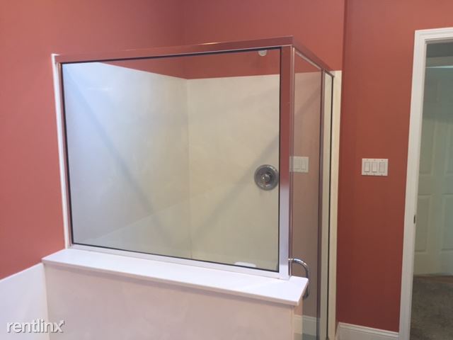 Building Photo - 11855 Sunlind Dr