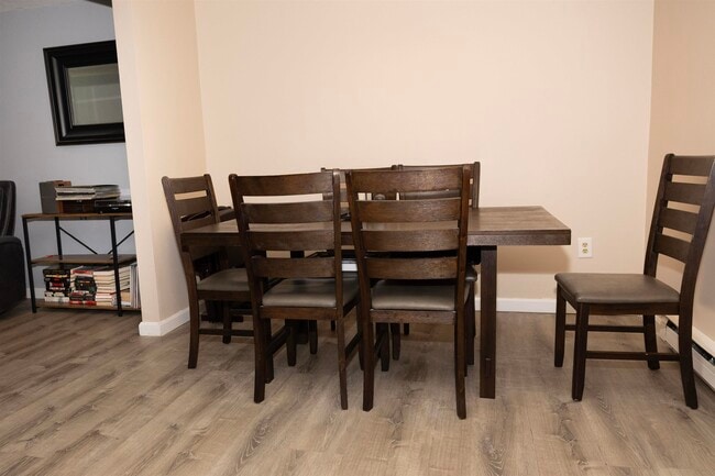 Building Photo - 3 Fairfax Ave