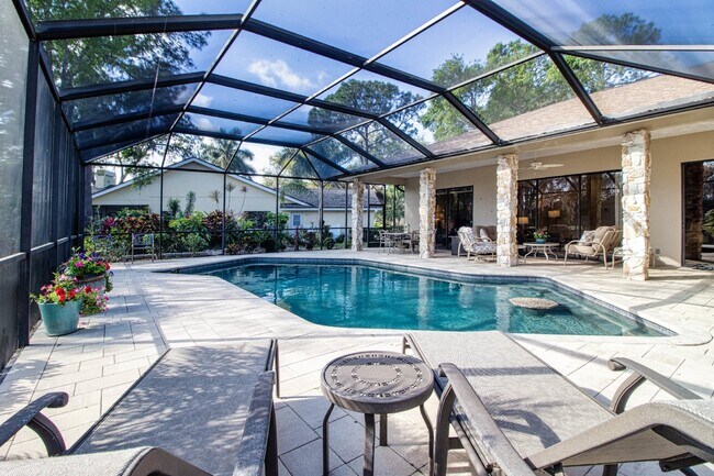 Building Photo - Palm Aire Fully Furnished Rental