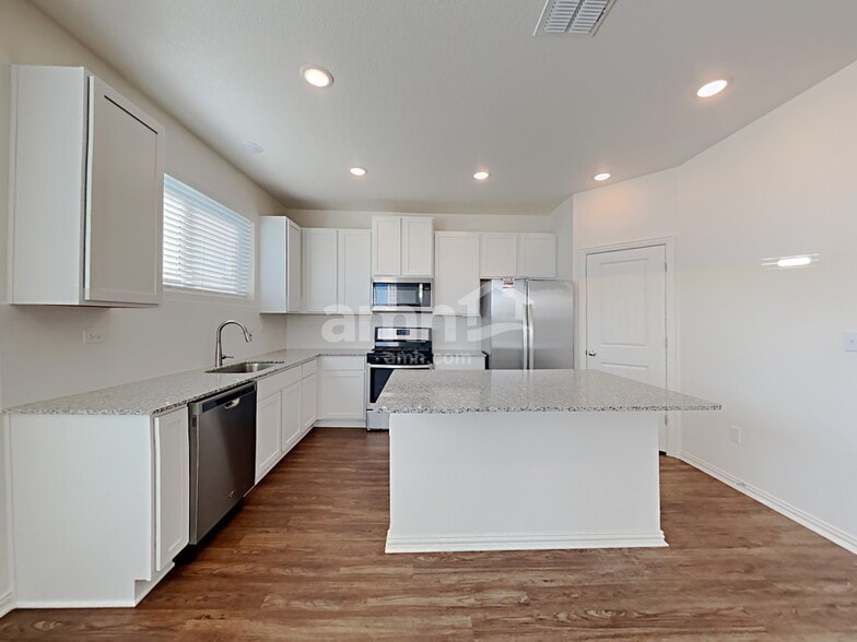 Building Photo - 2732 Geronimo Creek