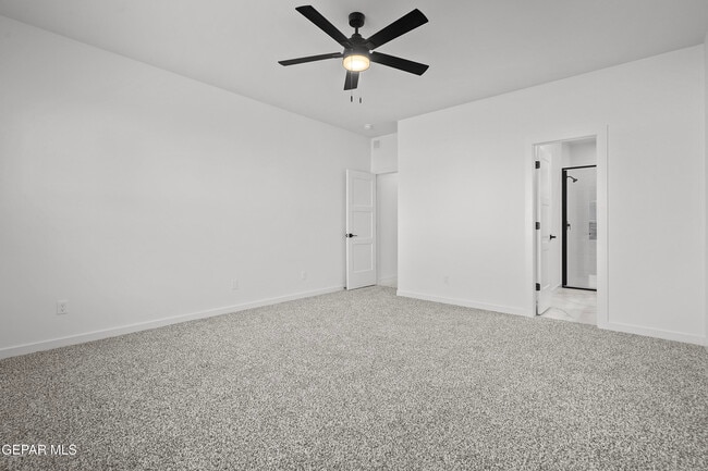 Building Photo - 15165 Destination Ave