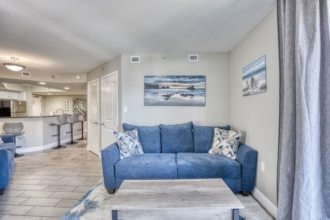 Building Photo - 504 N Ocean Blvd