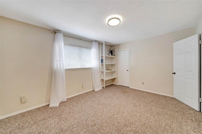 Building Photo - 3006 Brockbank Ct