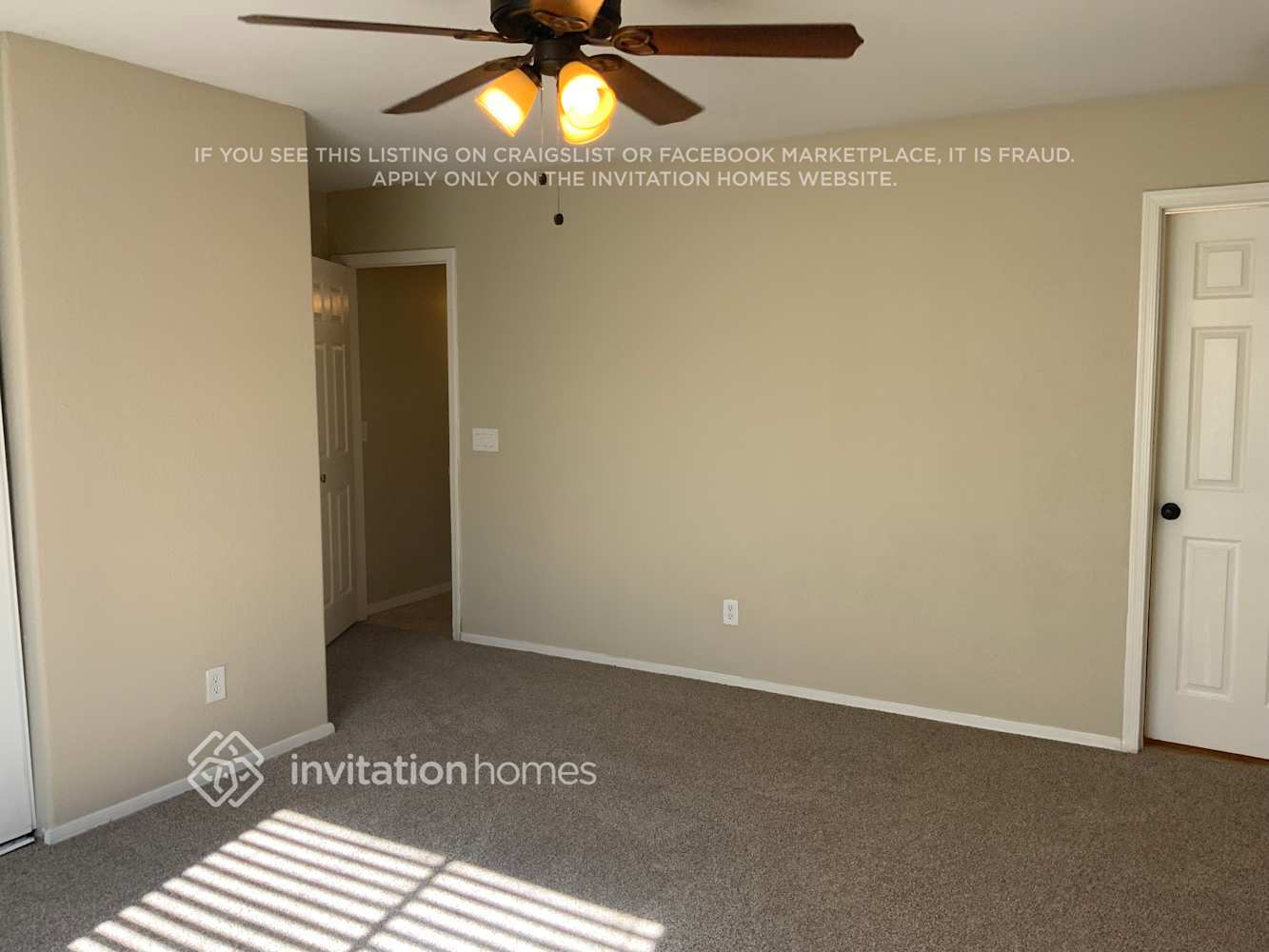 Building Photo - 1259 E Omega Dr