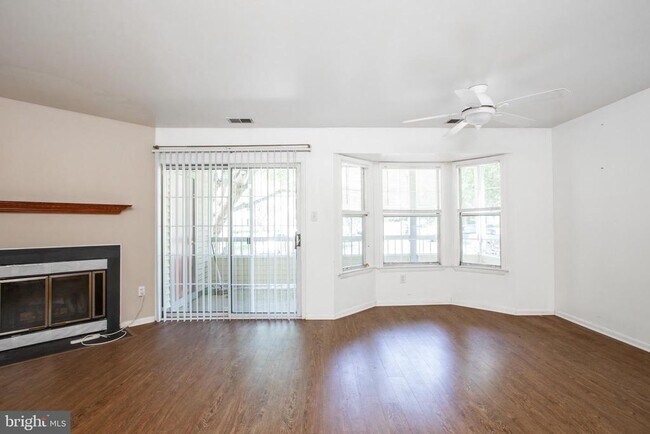 Building Photo - 103 Claridge Ct