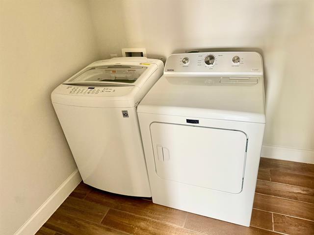 Building Photo - 2732 Acadia Mews