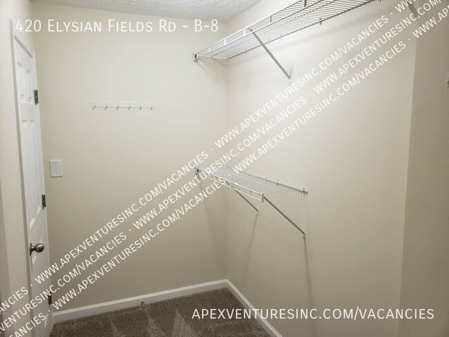 Building Photo - 420 Elysian Fields Rd