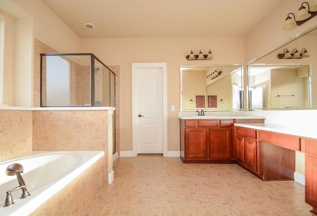 Building Photo - 25939 Celtic Terrace Dr