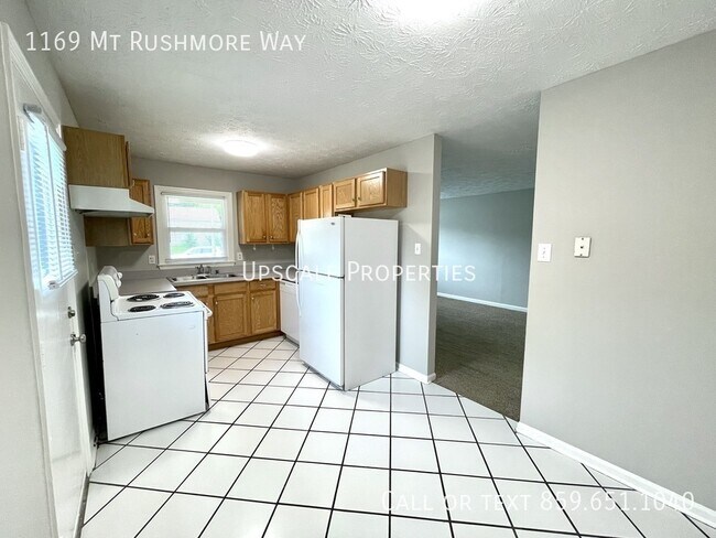 Building Photo - 1169 Mt Rushmore Way