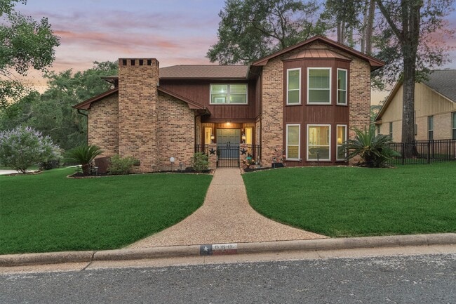 Building Photo - 660 Hillcrest Dr