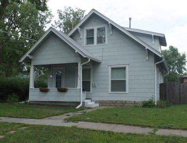 Primary Photo - 2312 N 52nd St