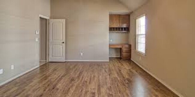 Building Photo - Gated Community Villas At Cedar Creek +  3 Bed 2 Bath + Edmond Schools