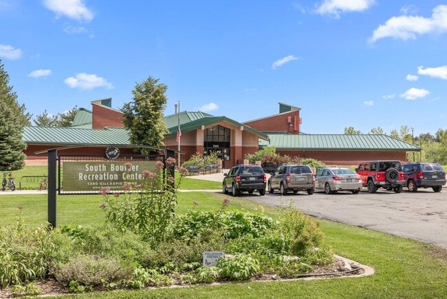 Building Photo - 3095 Heidelberg Dr