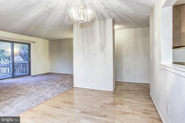 Building Photo - 20573 Summersong Ln