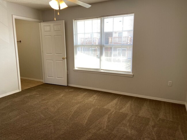 Building Photo - Condominium in Academy Commons