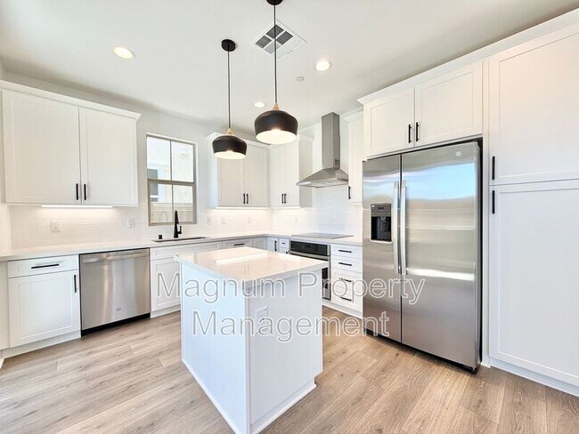 Building Photo - 29561 Monarch Rd