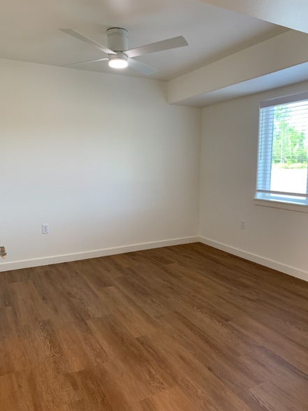 Building Photo - 2051 S Knik Goose Bay Rd